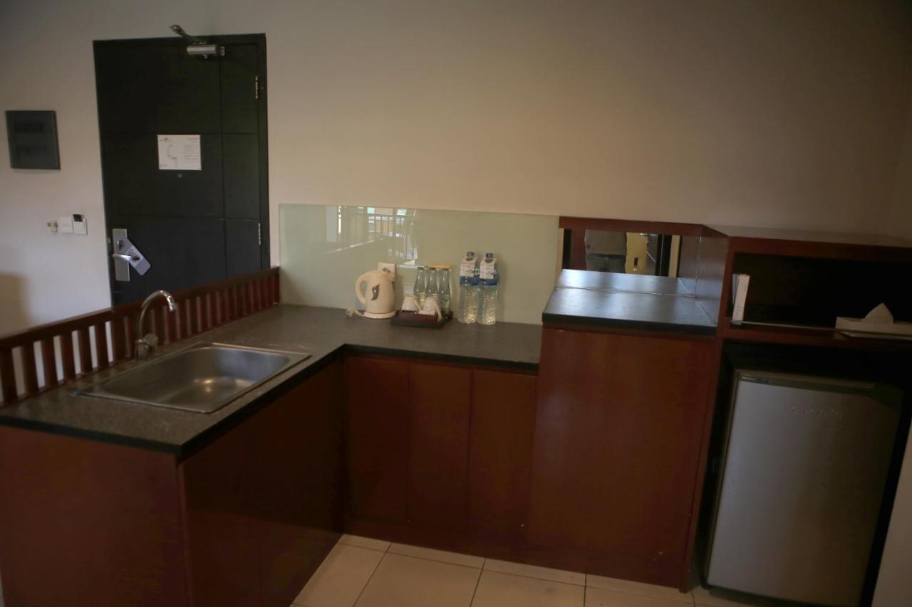 Grand Kuta Hotel And Residence Legian Kültér fotó