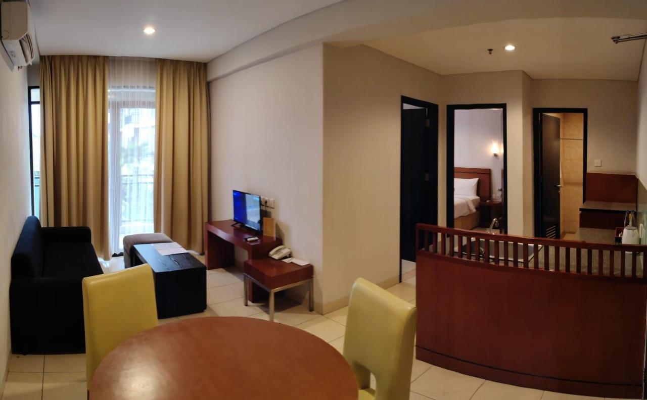 Grand Kuta Hotel And Residence Legian Kültér fotó
