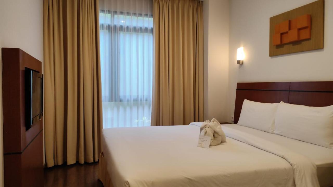 Grand Kuta Hotel And Residence Legian Kültér fotó