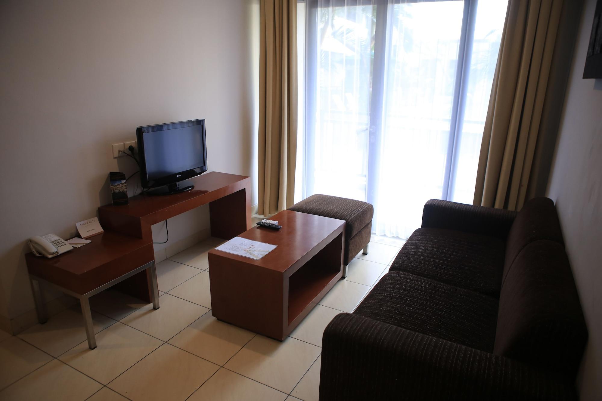 Grand Kuta Hotel And Residence Legian Kültér fotó