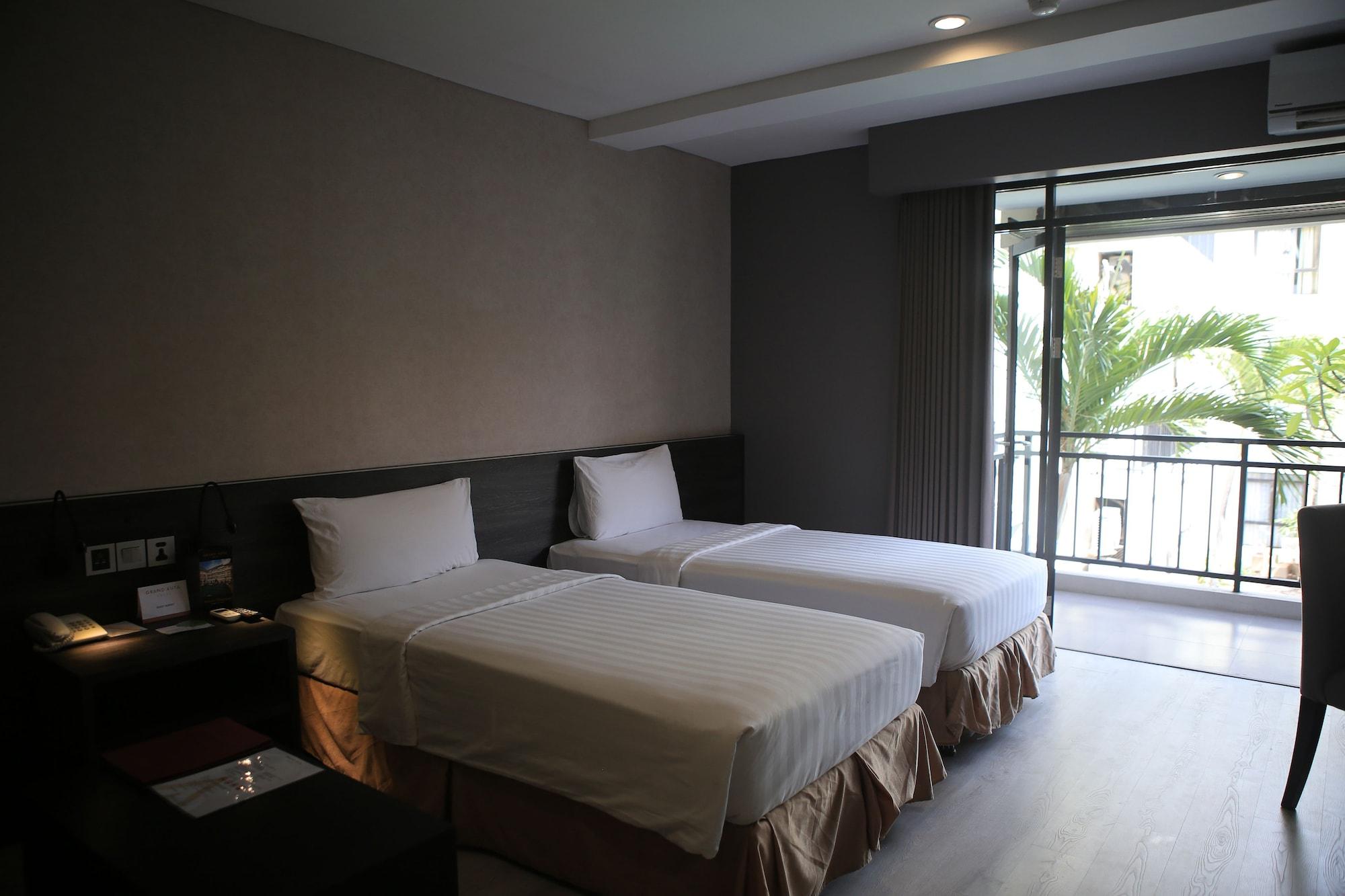 Grand Kuta Hotel And Residence Legian Kültér fotó