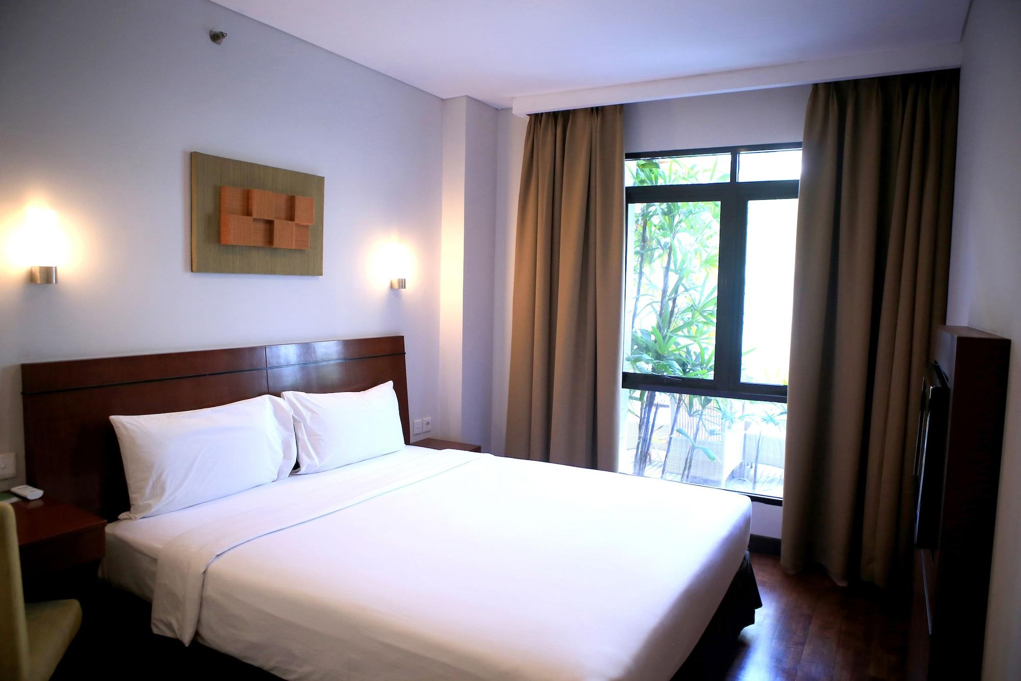 Grand Kuta Hotel And Residence Legian Kültér fotó