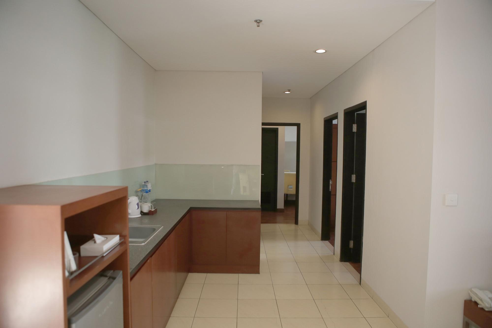 Grand Kuta Hotel And Residence Legian Kültér fotó