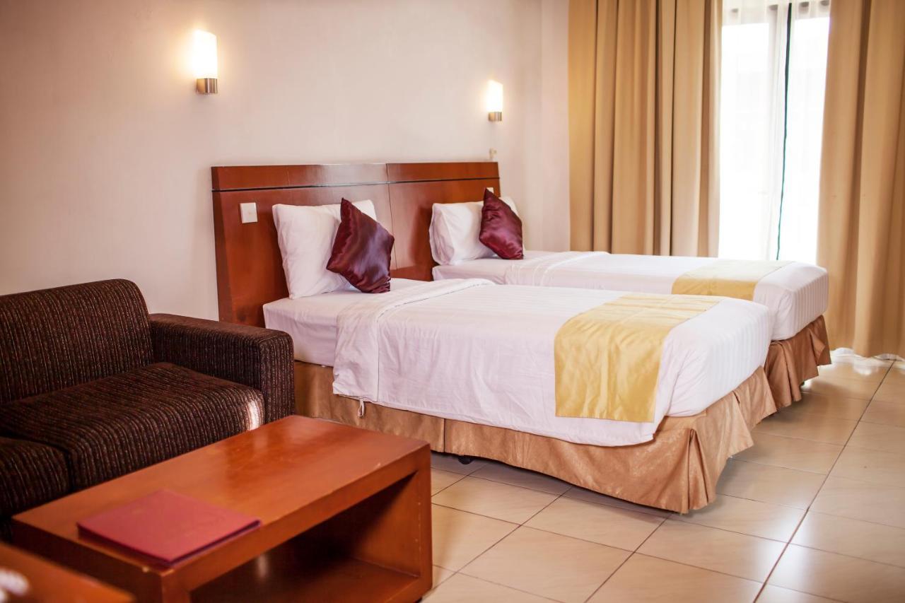 Grand Kuta Hotel And Residence Legian Kültér fotó