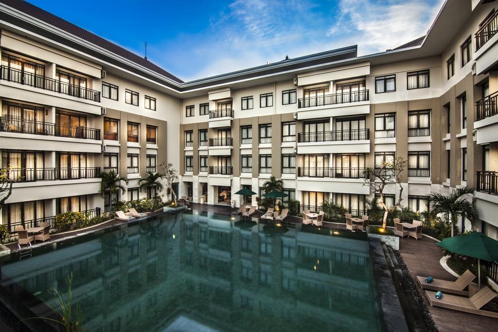 Grand Kuta Hotel And Residence Legian Kültér fotó