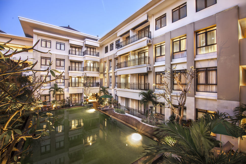 Grand Kuta Hotel And Residence Legian Kültér fotó
