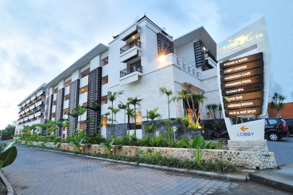 Grand Kuta Hotel And Residence Legian Kültér fotó